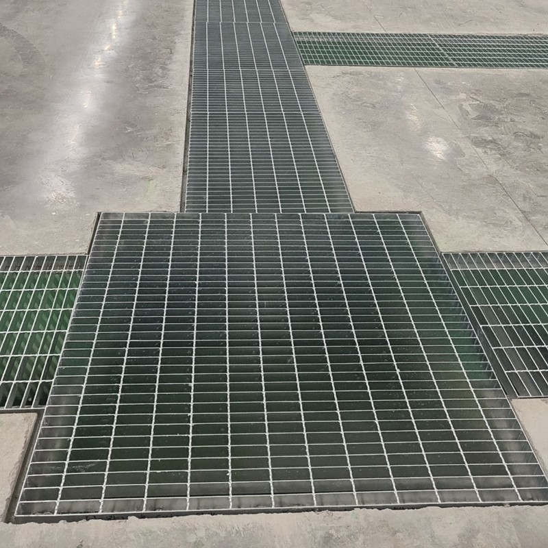 Steel Gully Gratting